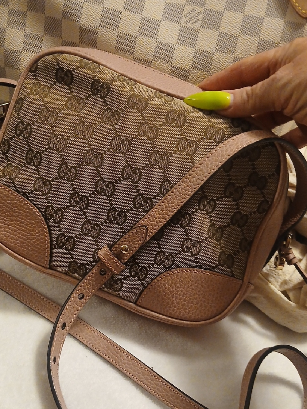 Authentic Gucci Crossbody - Picture 10 of 10